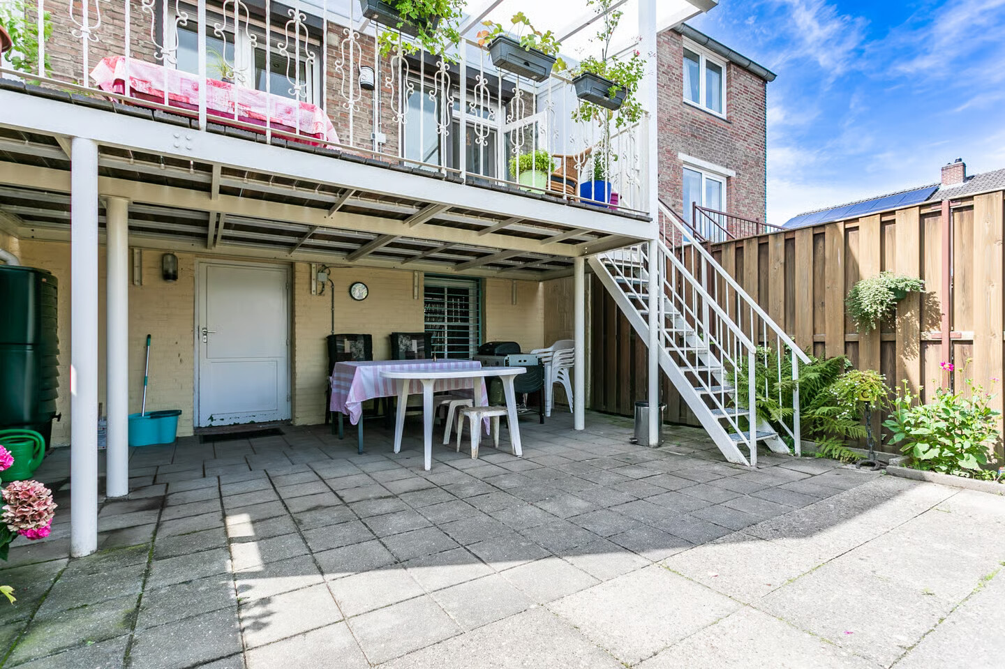 Tussenwoning te koop: Acaciastraat 16, Brunssum