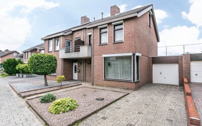 Huis te koop Het Ambacht 56