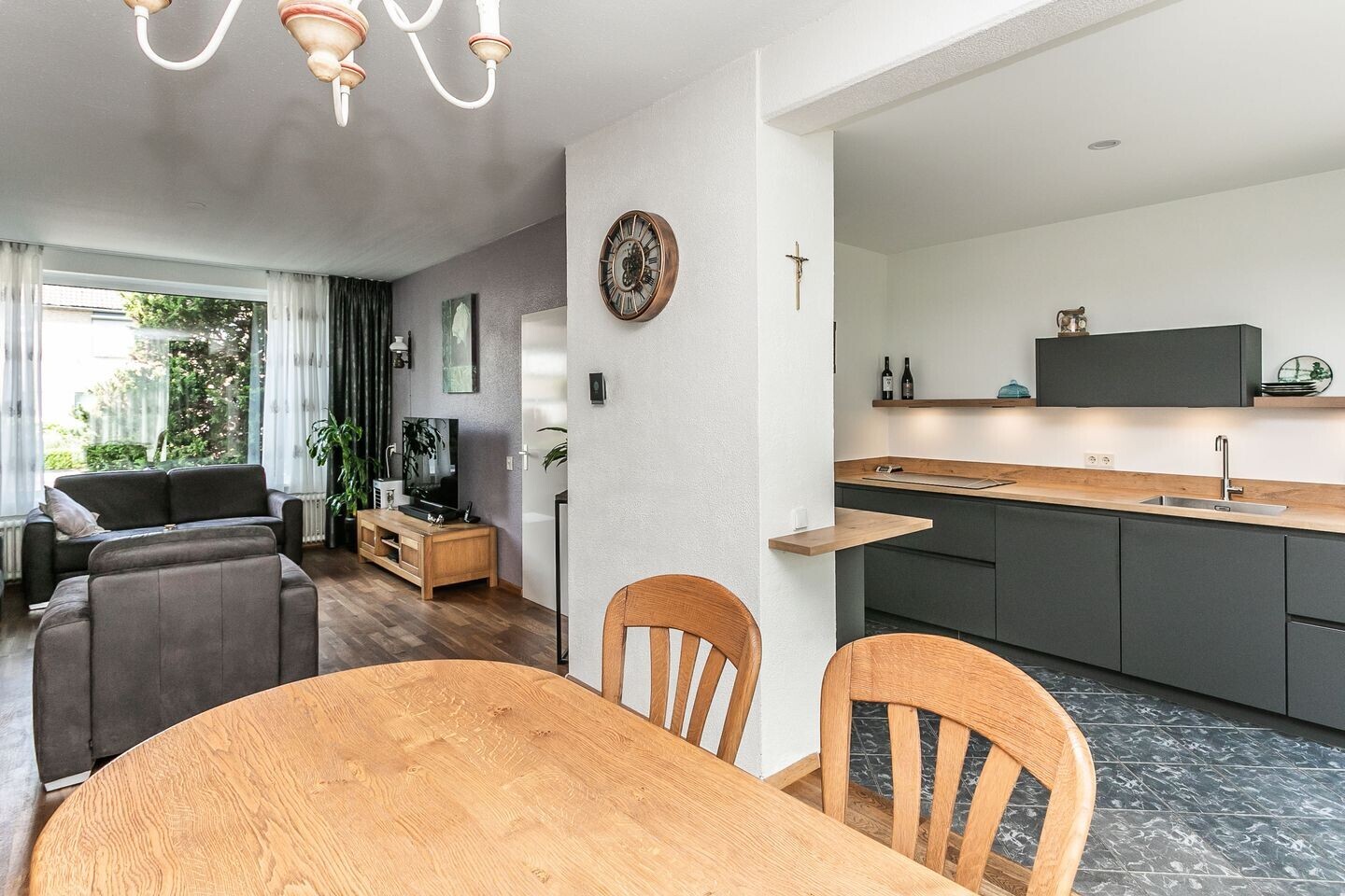 Hoekwoning te koop: Servatiusstraat 70, Brunssum