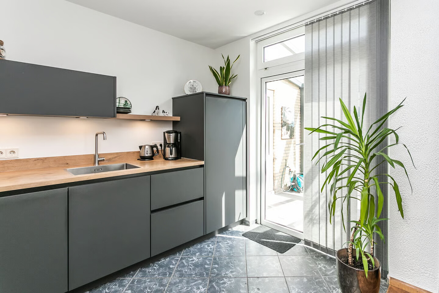 Hoekwoning te koop: Servatiusstraat 70, Brunssum