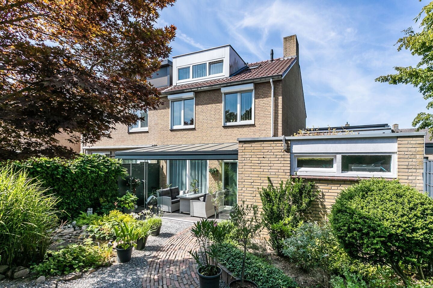 Hoekwoning te koop: Servatiusstraat 70, Brunssum