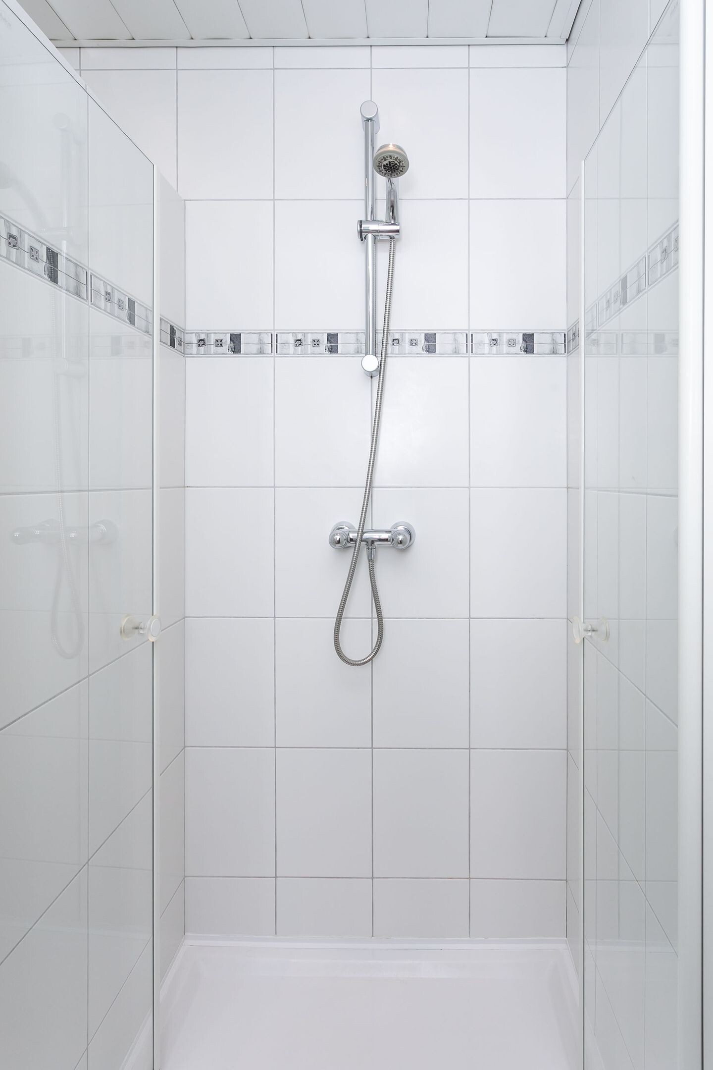 Tussenwoning te koop: Komeetstraat 3, Brunssum