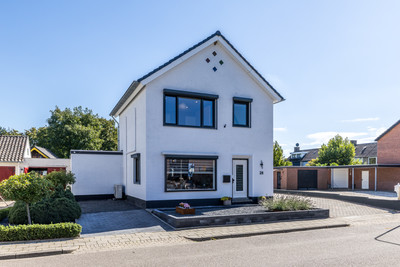Broekstraat 28