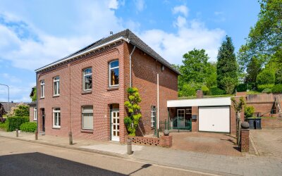 Dorpsstraat 107