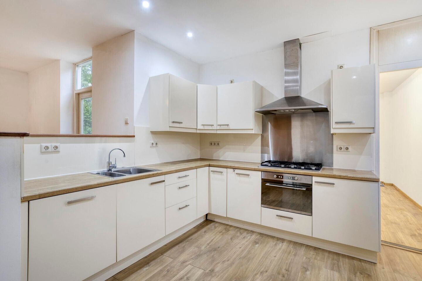 Vrijstaande woning te koop: Deken van Ormelingenstraat 27, Kerkrade