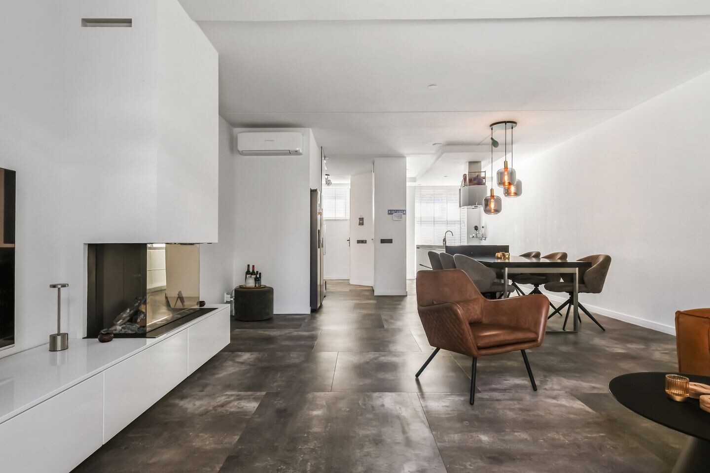 Tussenwoning te koop: Directeur Stassenstraat 3, Kerkrade