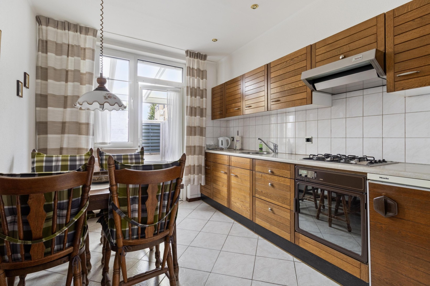 Tussenwoning te koop: Annastraat 24, Kerkrade