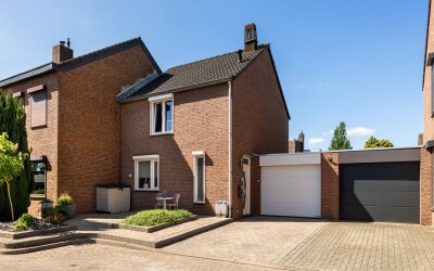 Pastoor Vaessenstraat 1