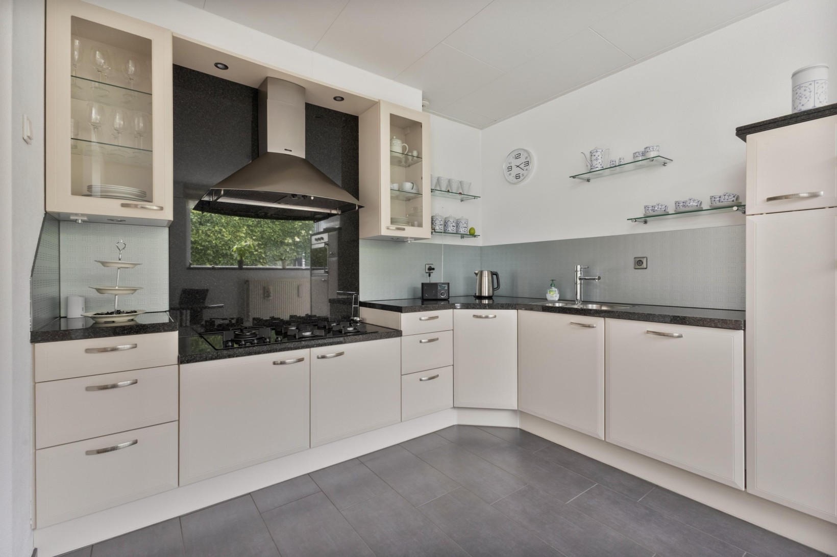Tussenwoning te koop: Renierstraat 7, Kerkrade