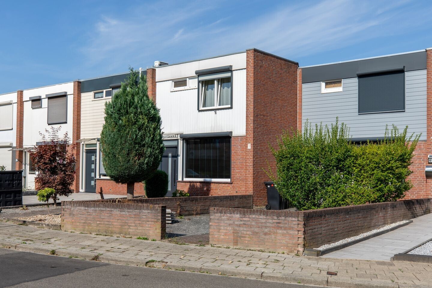 Tussenwoning te koop: Maarzijde 57, Kerkrade