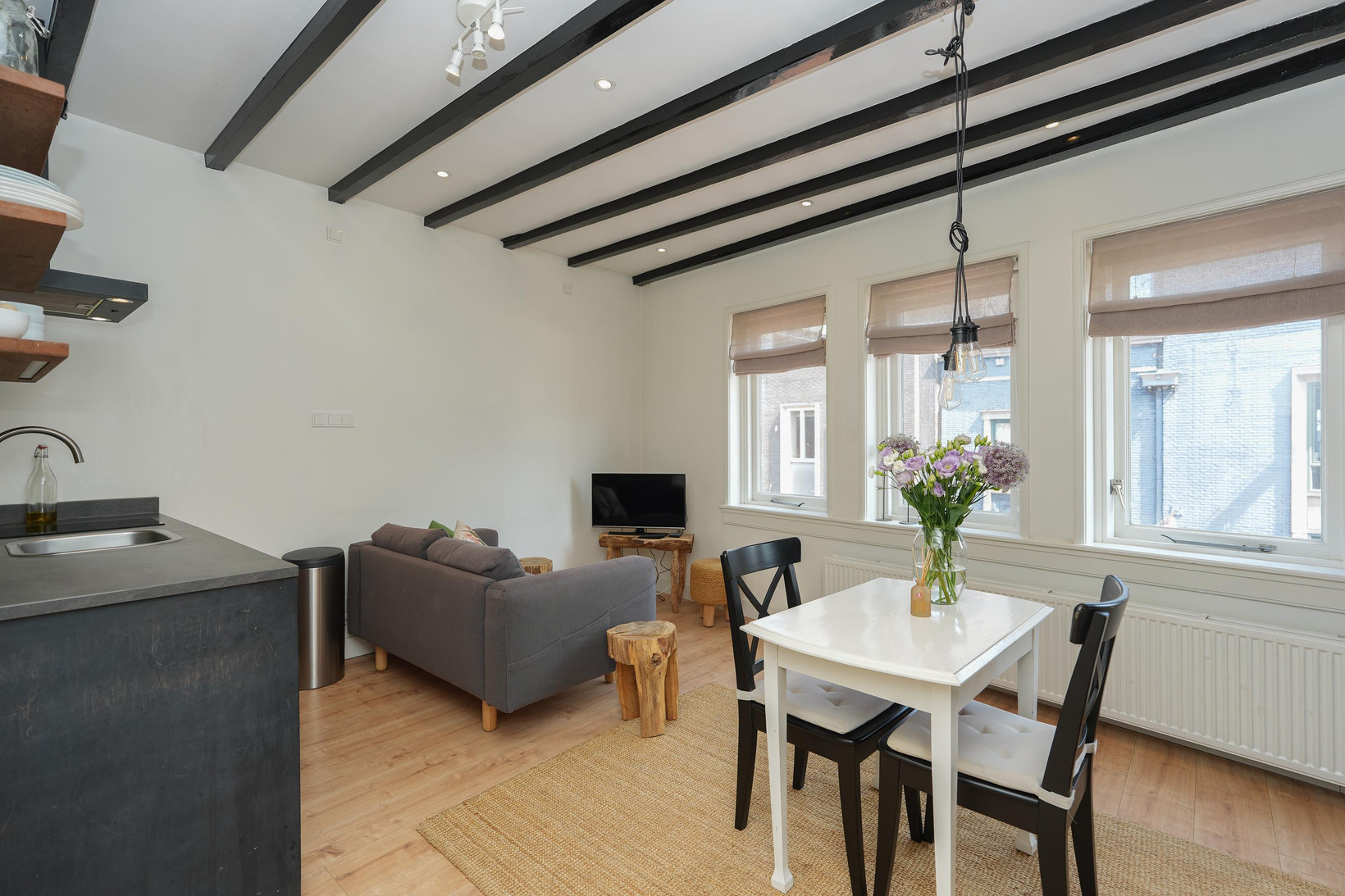 Studio te koop: Ziekerstraat 120A, Nijmegen