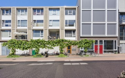 Raadhuisstraat 18