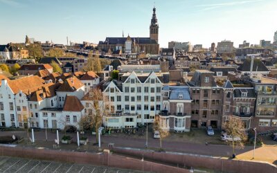 Lage Markt 11
