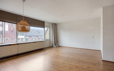Veemarkt 135