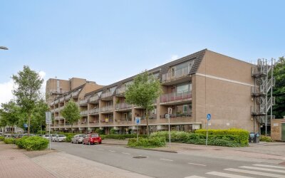 Veemarkt 77