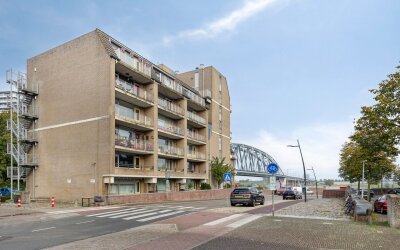 Veemarkt 297