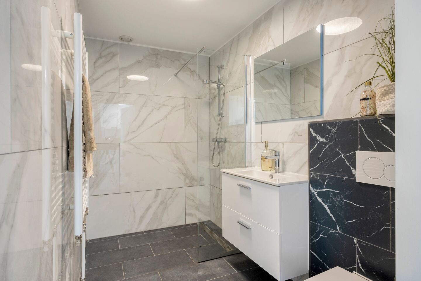 Appartement te koop: Burghardt van den Berghstraat 109A, Nijmegen