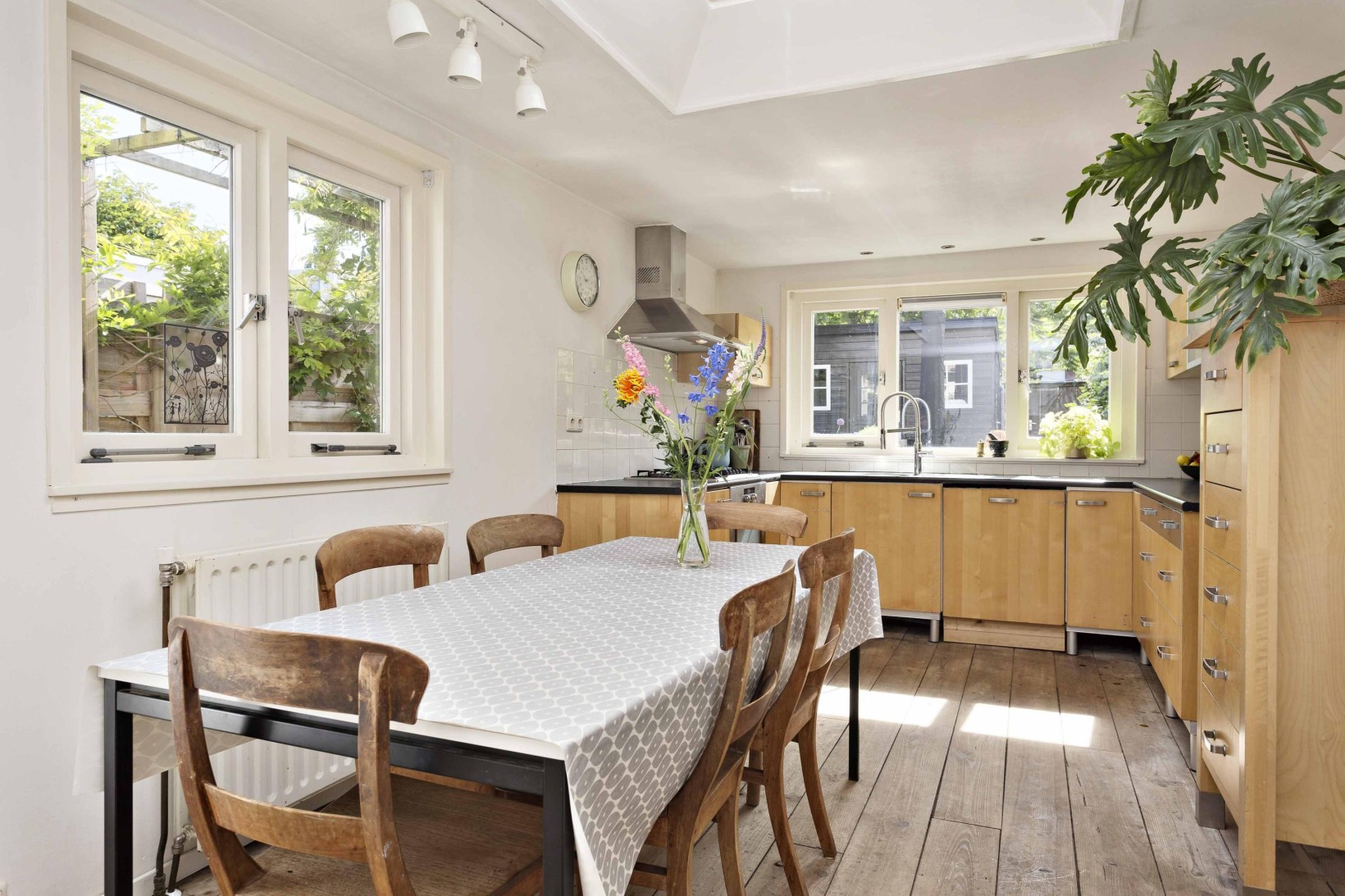 Tussenwoning te koop: Jan van Galenstraat 73, Nijmegen
