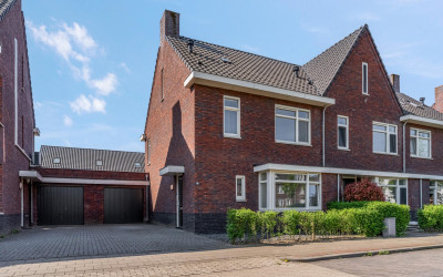 Heinrich Böllstraat 38