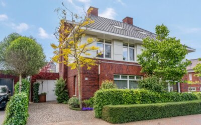 Karel Glastra van Loonstraat 14