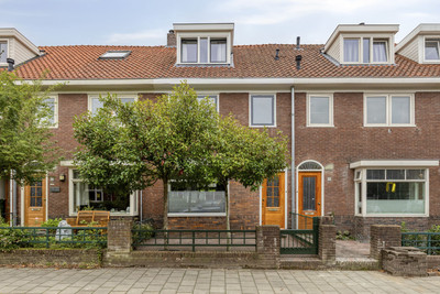 Bachstraat 24
