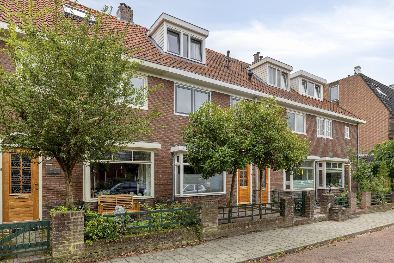 Tussenwoning te koop: Bachstraat 24, Nijmegen