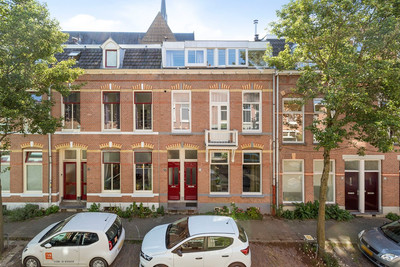 van den Hav. 33-A