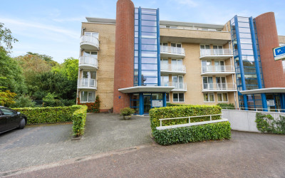 Pater Leijdekkersstraat 86