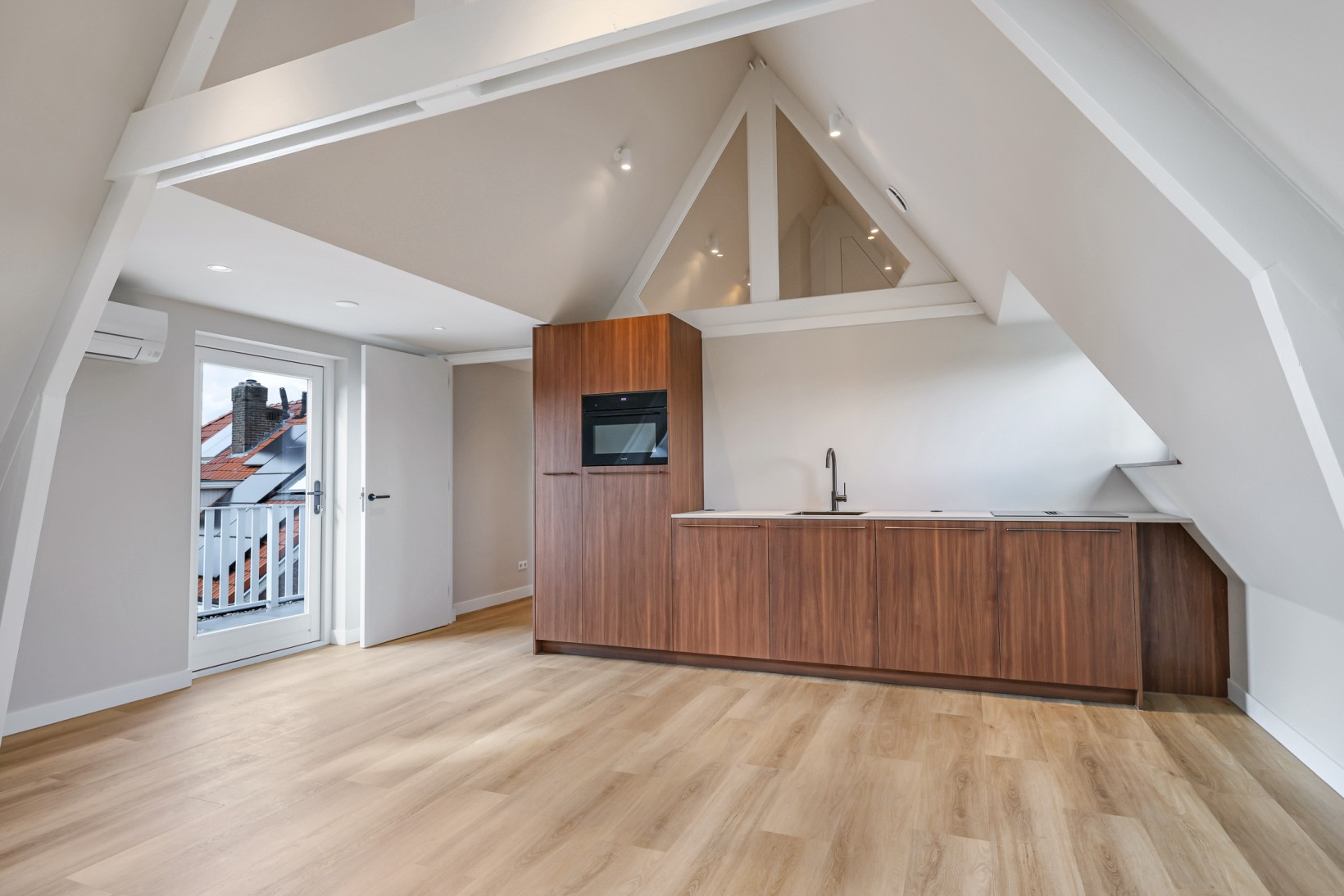 Studio te koop: Groesbeekseweg 188C, Nijmegen