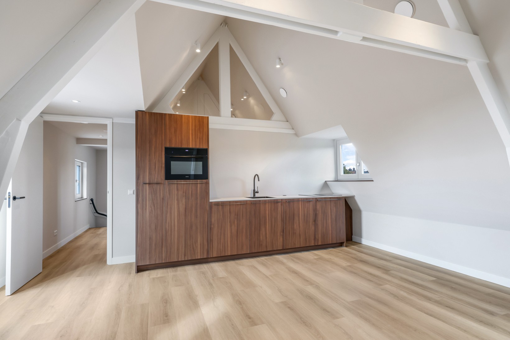 Studio te koop: Groesbeekseweg 188C, Nijmegen