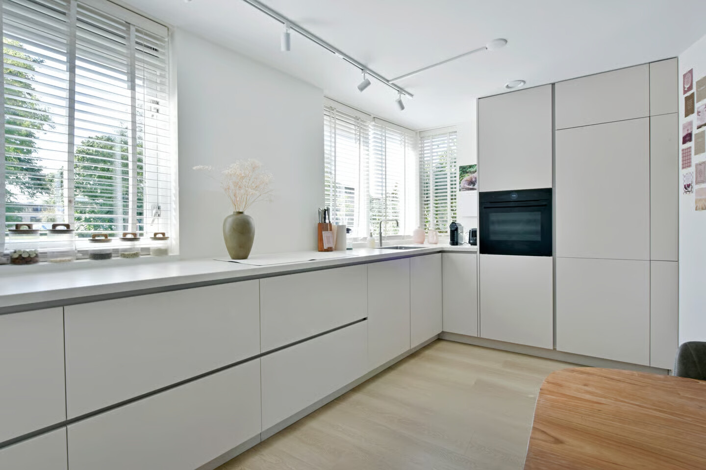 Tussenwoning te koop: Albert Schweitzerlaan 60, Nijmegen