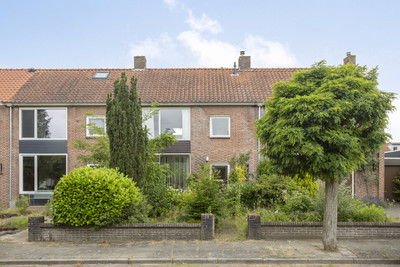 Pastoor Nevestraat 14