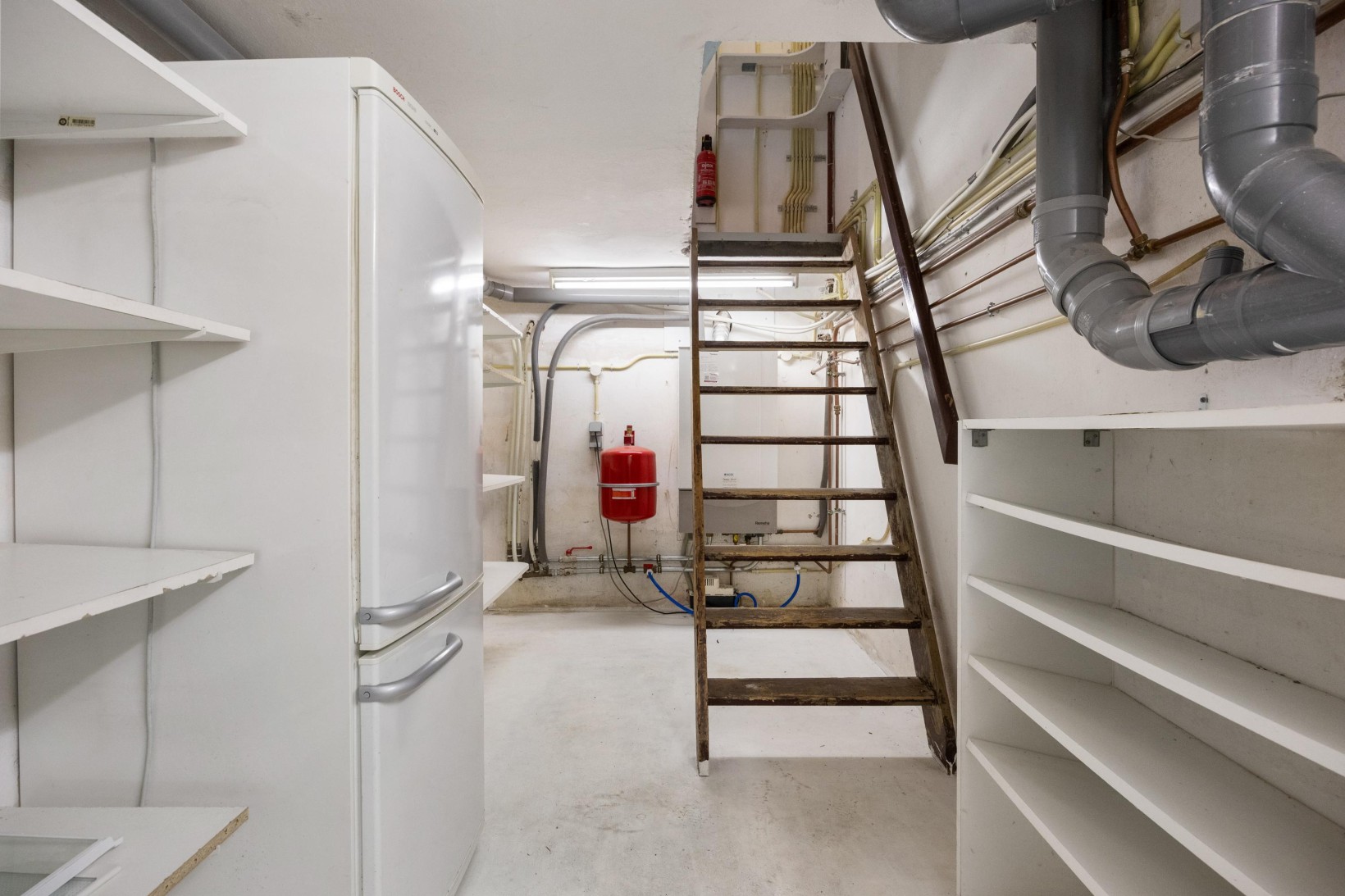 Tussenwoning te koop: Vossenlaan 239, Nijmegen
