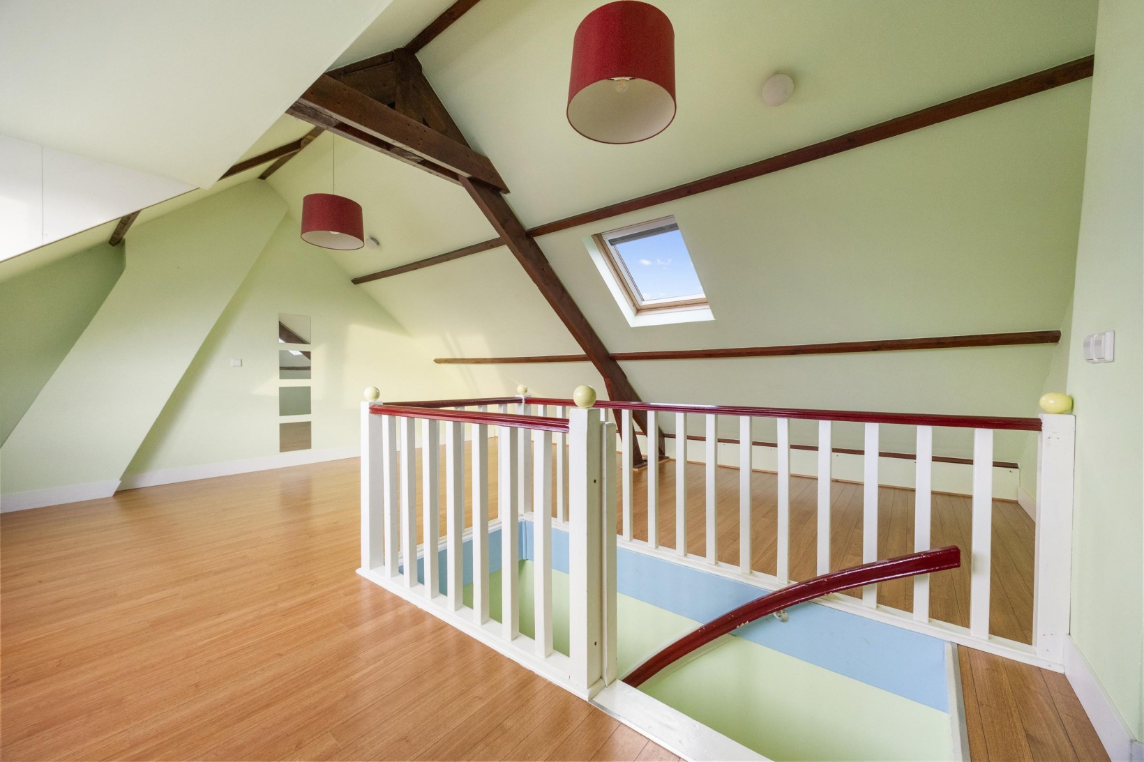 Tussenwoning te koop: Vossenlaan 239, Nijmegen