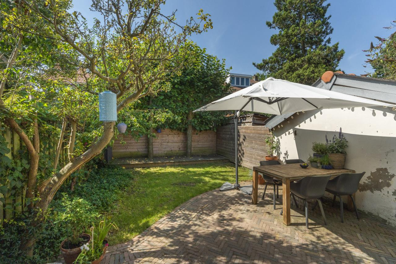 Tussenwoning te koop: van Batenborchstraat 23, Nijmegen