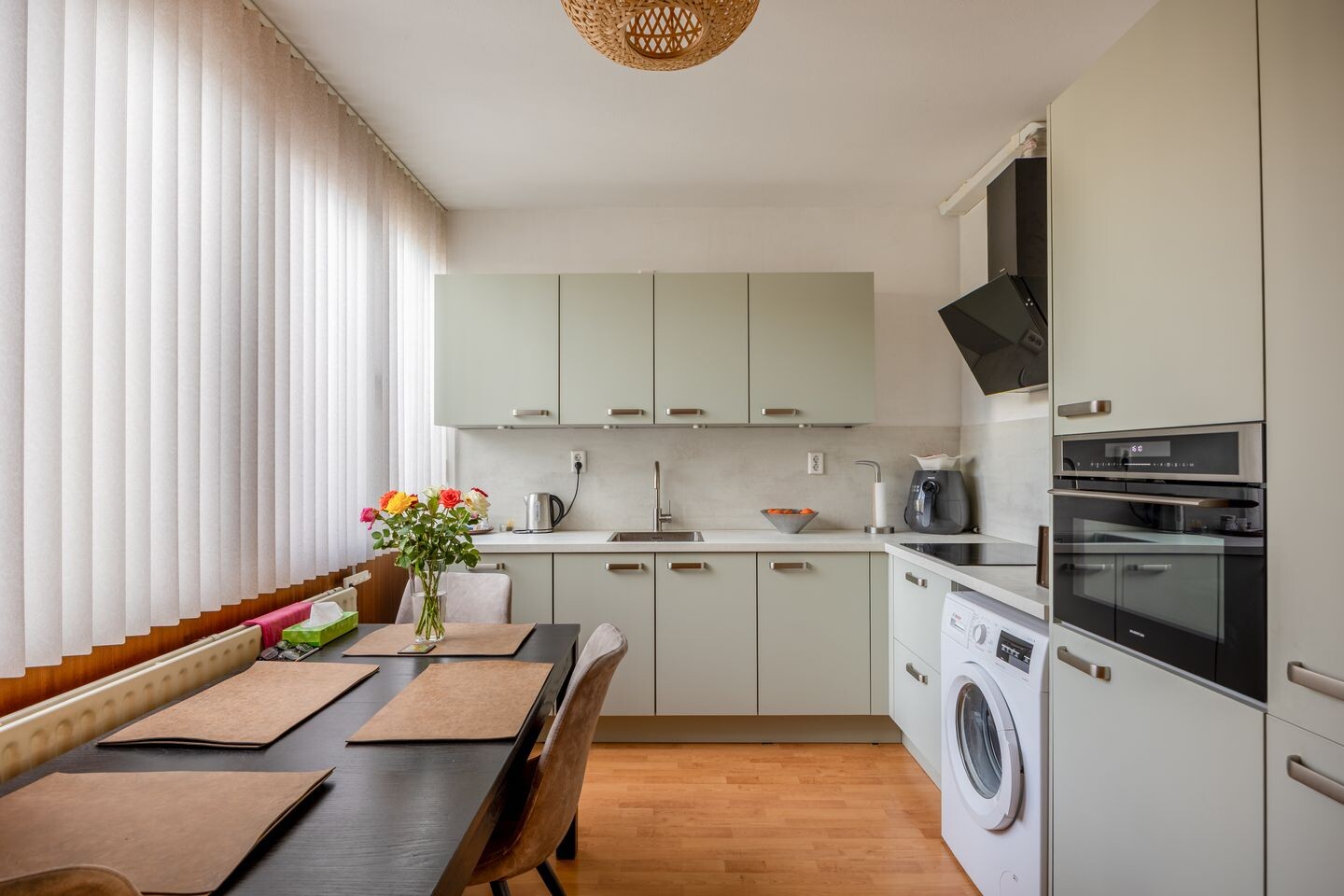 Tussenwoning te koop: Zwanenveld 1518, Nijmegen