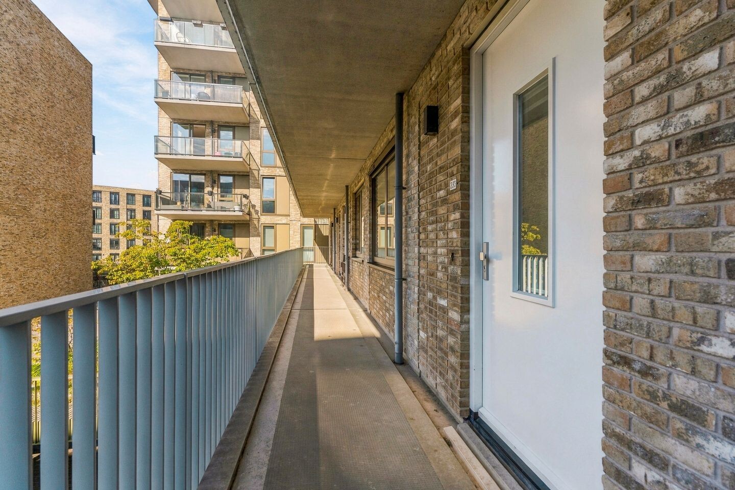 Appartement te koop: Waalbandijk 233, Nijmegen