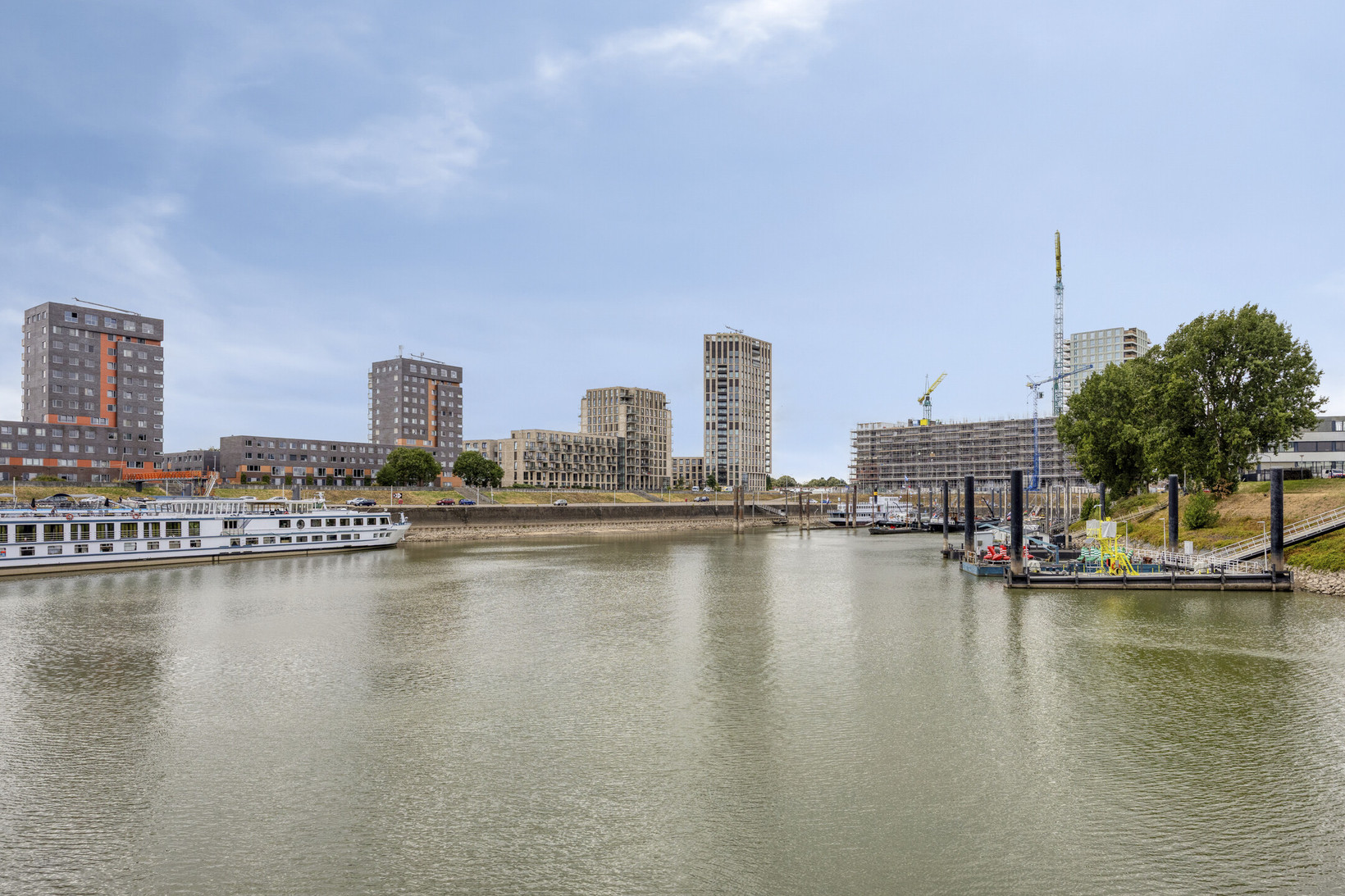 Appartement te koop: Waalbandijk 479, Nijmegen