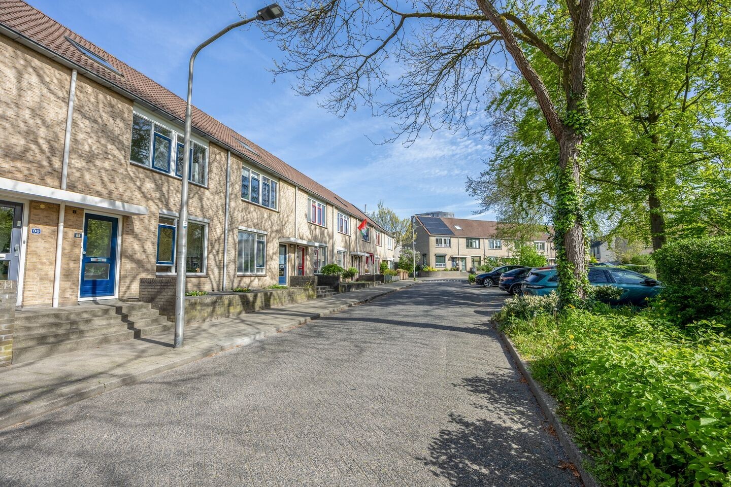Tussenwoning te koop: Heselaan 88, Nijmegen