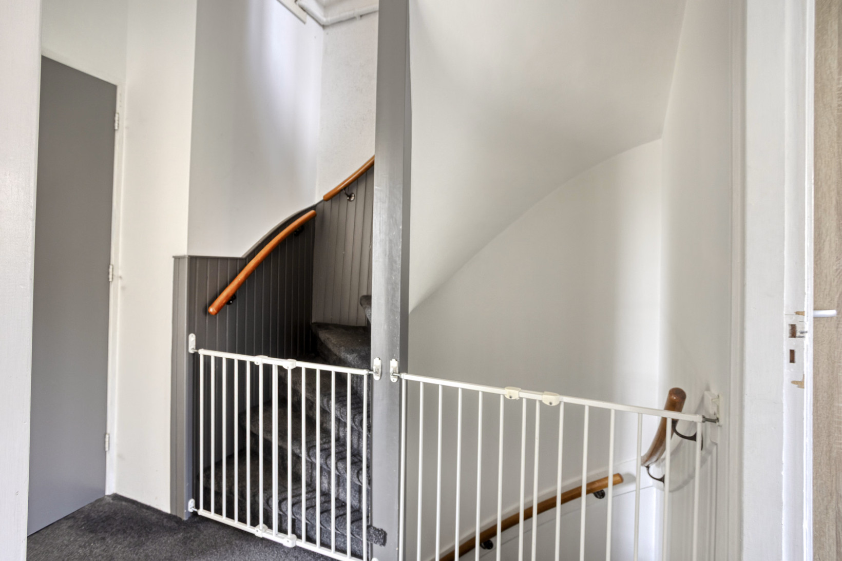 Tussenwoning te koop: Ananasstraat 12, Nijmegen