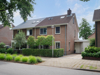 Dorpsstraat 63