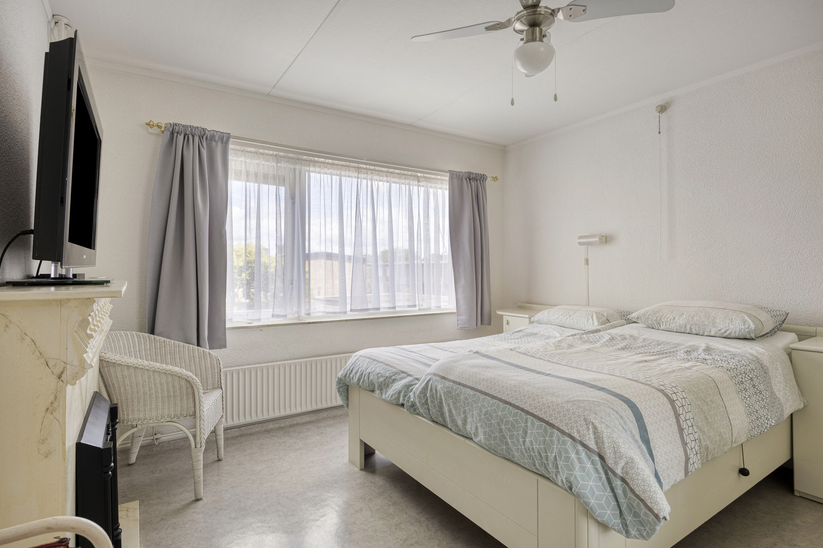 Tussenwoning te koop: Thomas van Heereveldstraat 26, Weurt