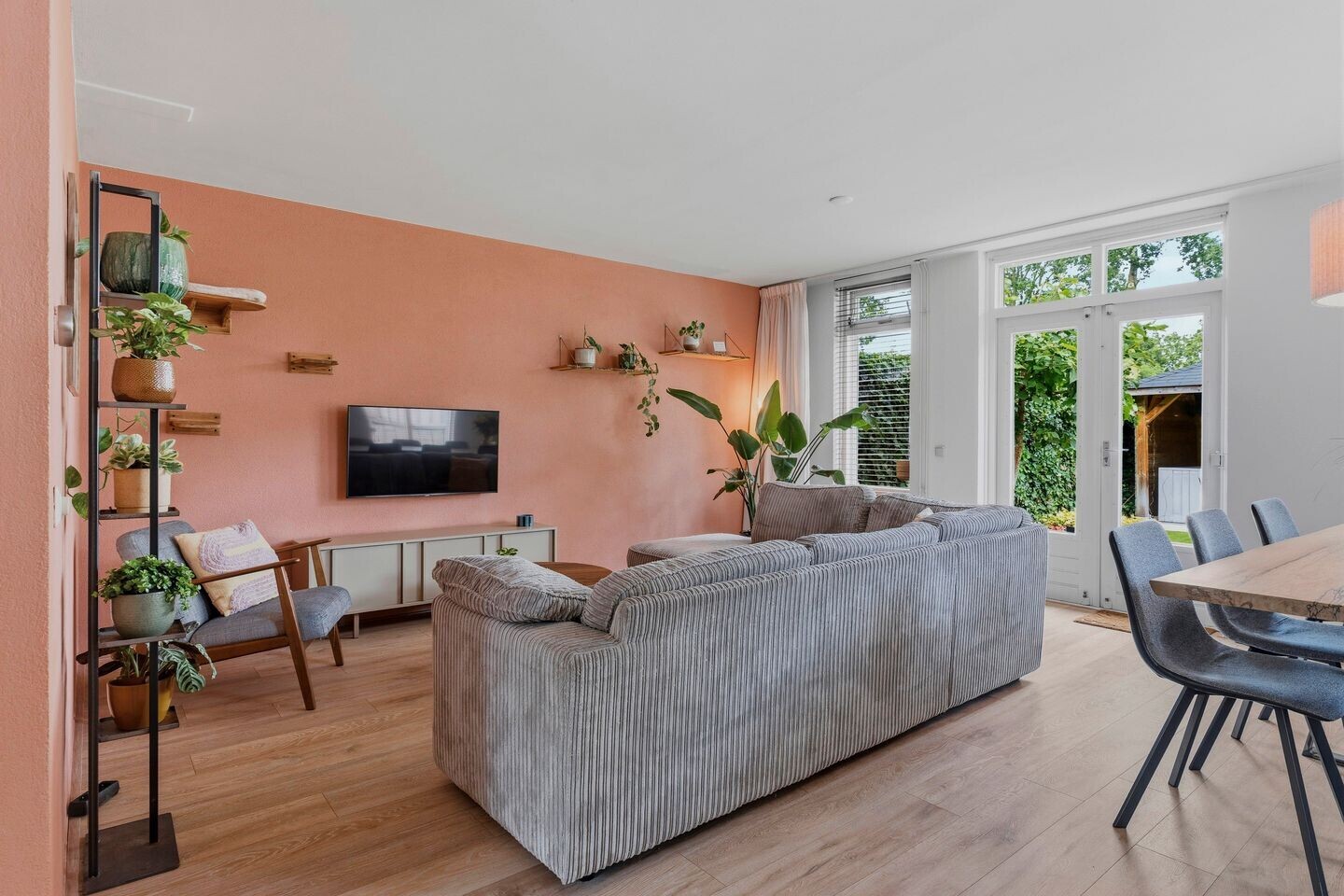 Tussenwoning te koop: Mariënweerd 34, Weurt
