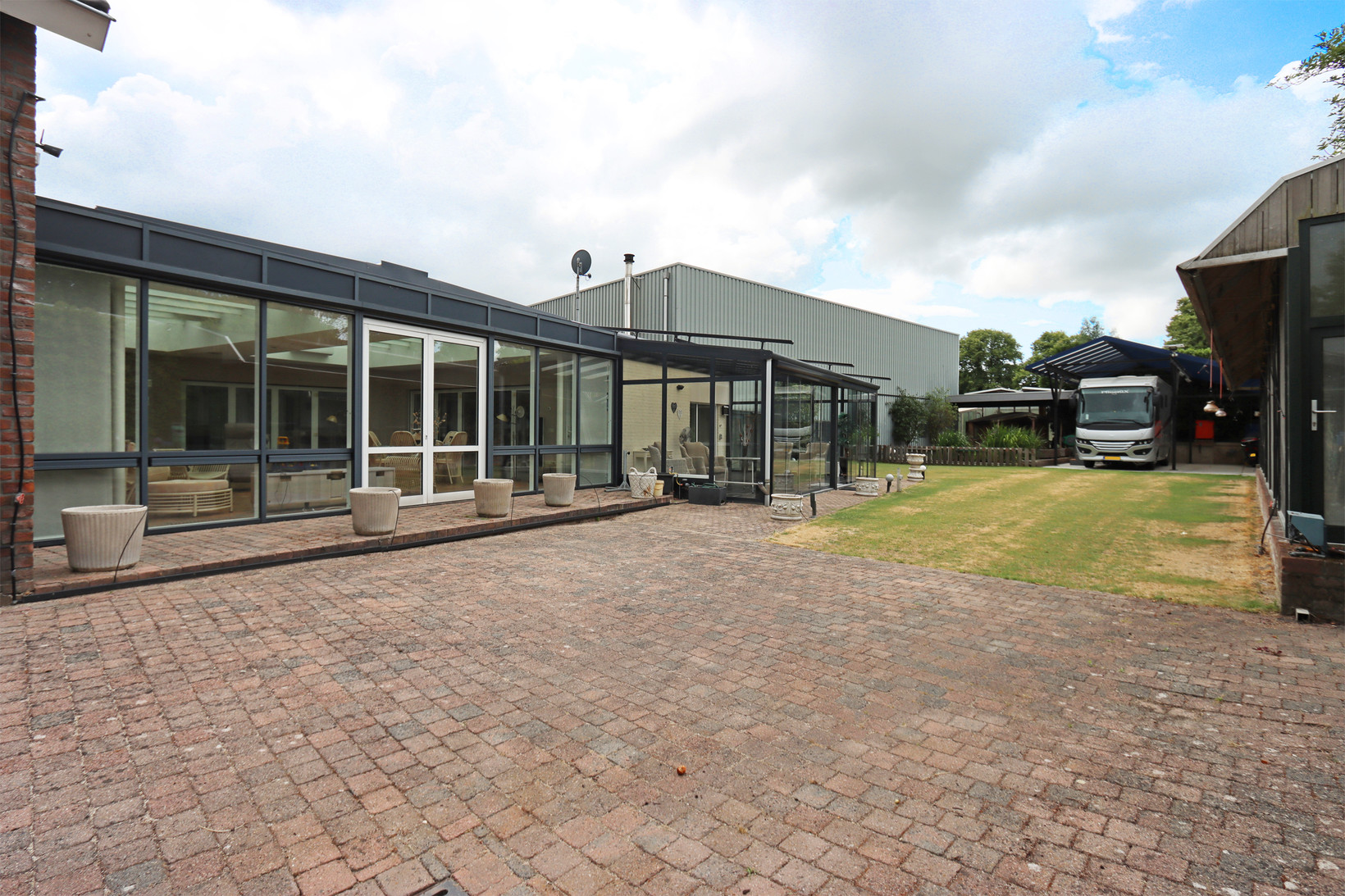 Vrijstaande woning te koop: Industrieweg 8, Groesbeek