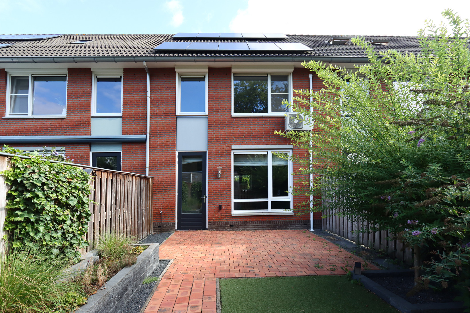 Tussenwoning te koop: Klompenmaker 11, Groesbeek