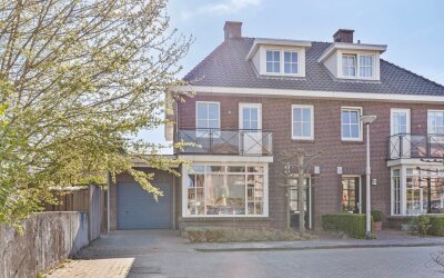van Hasseltstraat 12
