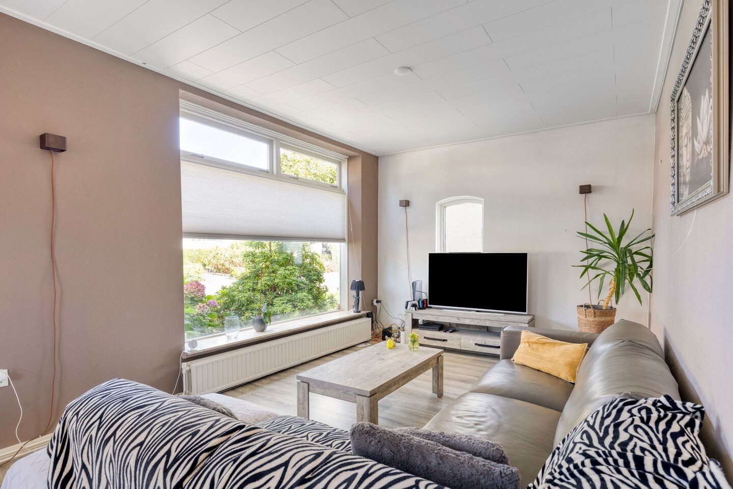 Vrijstaande woning te koop: Veldstraat 6, Leuth