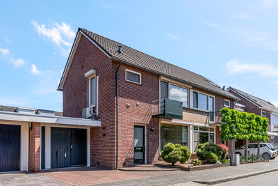 Johan van K. 9