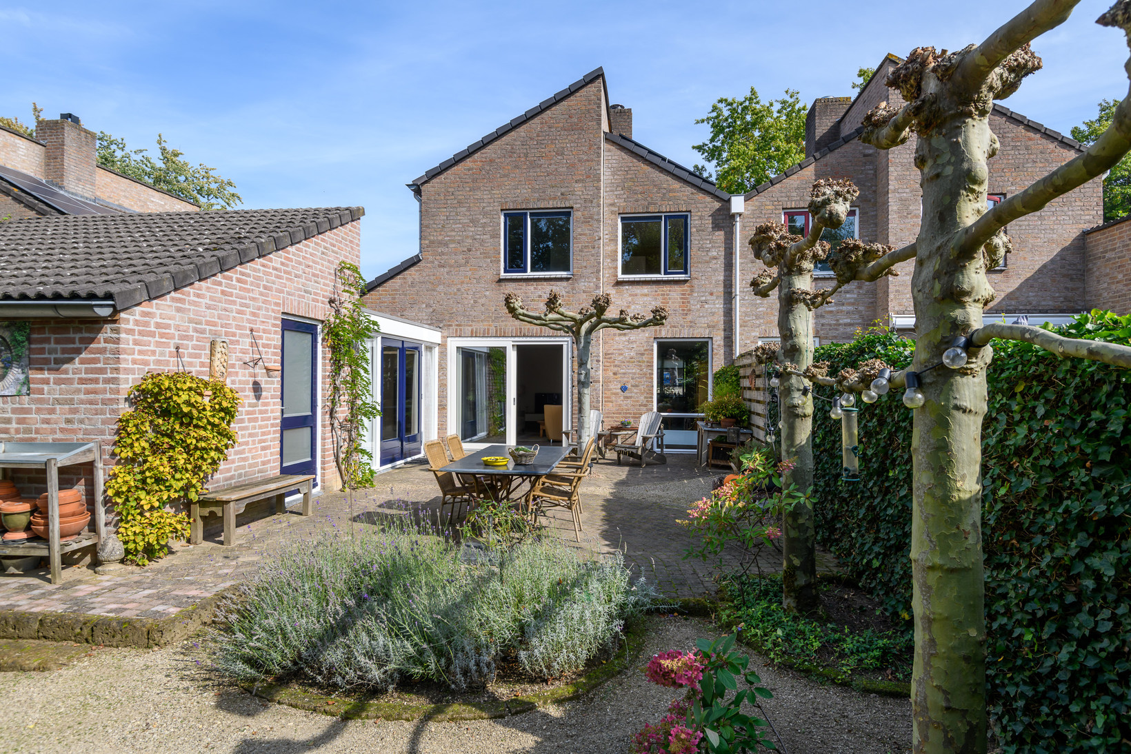 Twee-onder-één-kap te koop: Kloostertuin 6, Molenhoek