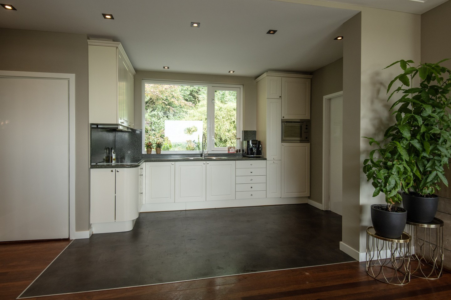 Vrijstaande woning te koop: Rijksweg 193, Plasmolen